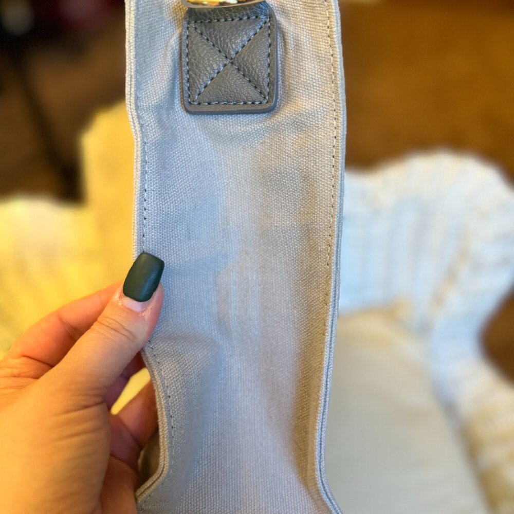 Erin Condren Grey Crossbody Bag - Picture 2 of 4